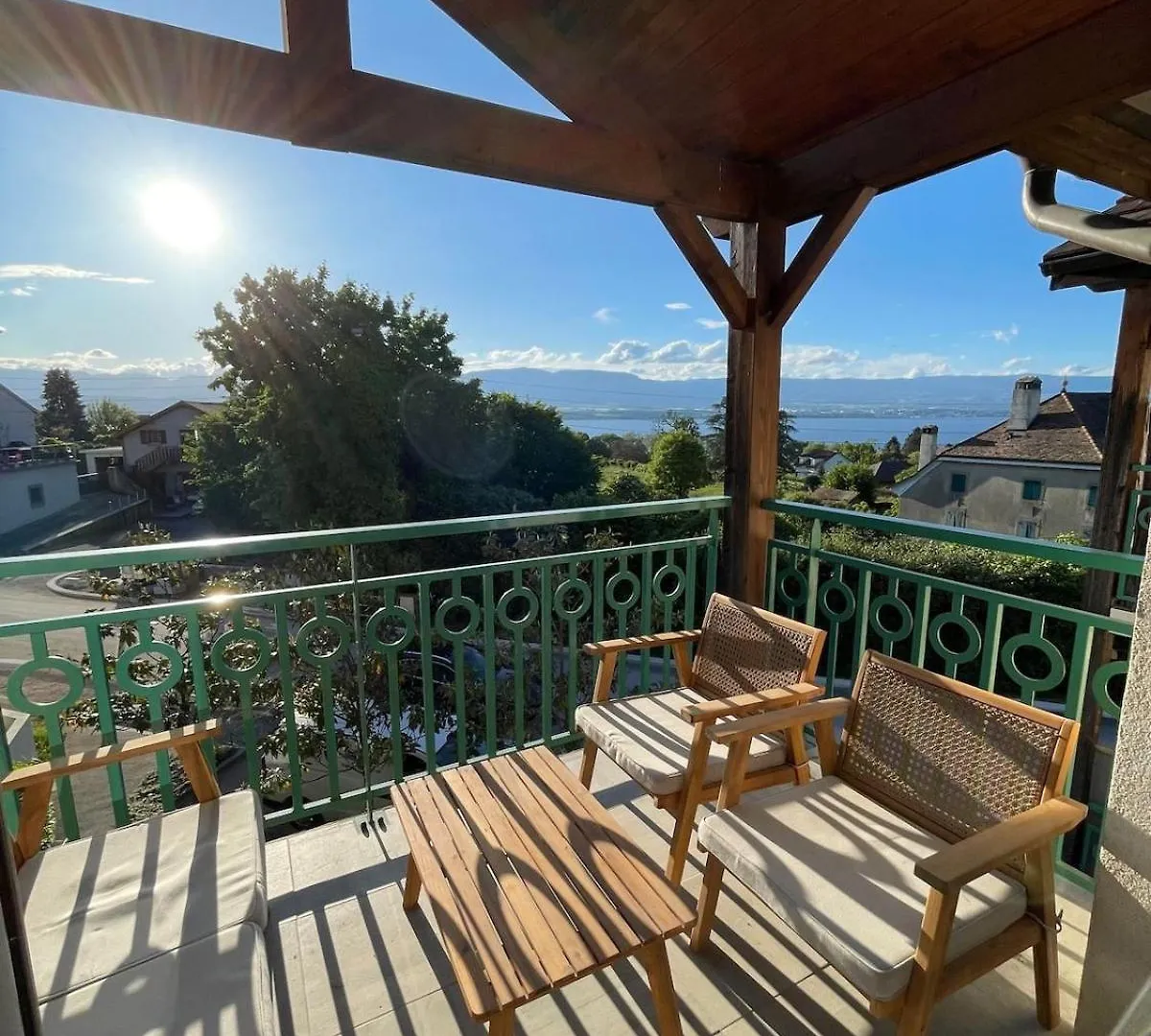 Le Balcon Du Leman L Appartement Vue Lac A Chens